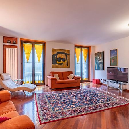 Appartamento Magnifico - Porta Venezia - Wifi Milano Eksteriør billede
